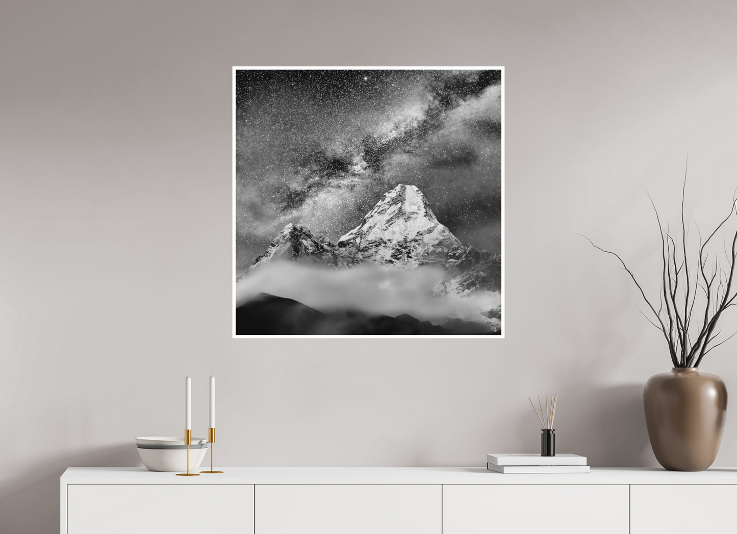 HIMALAYA Ama Dablam Milky b II
