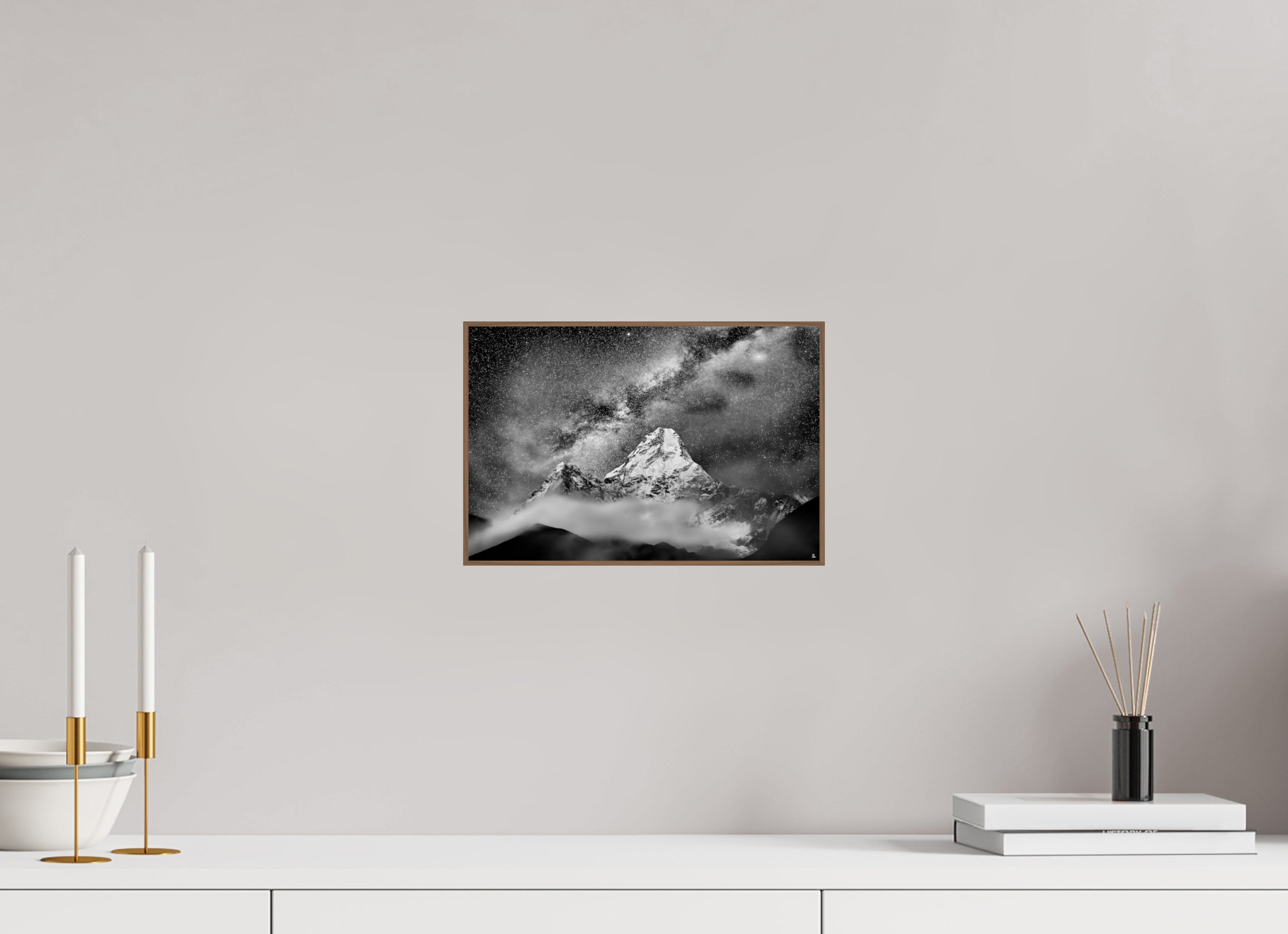 30 x 20 cm, Foto in ArtBox aus Massivholz Nussbaum RED³ Sherab I