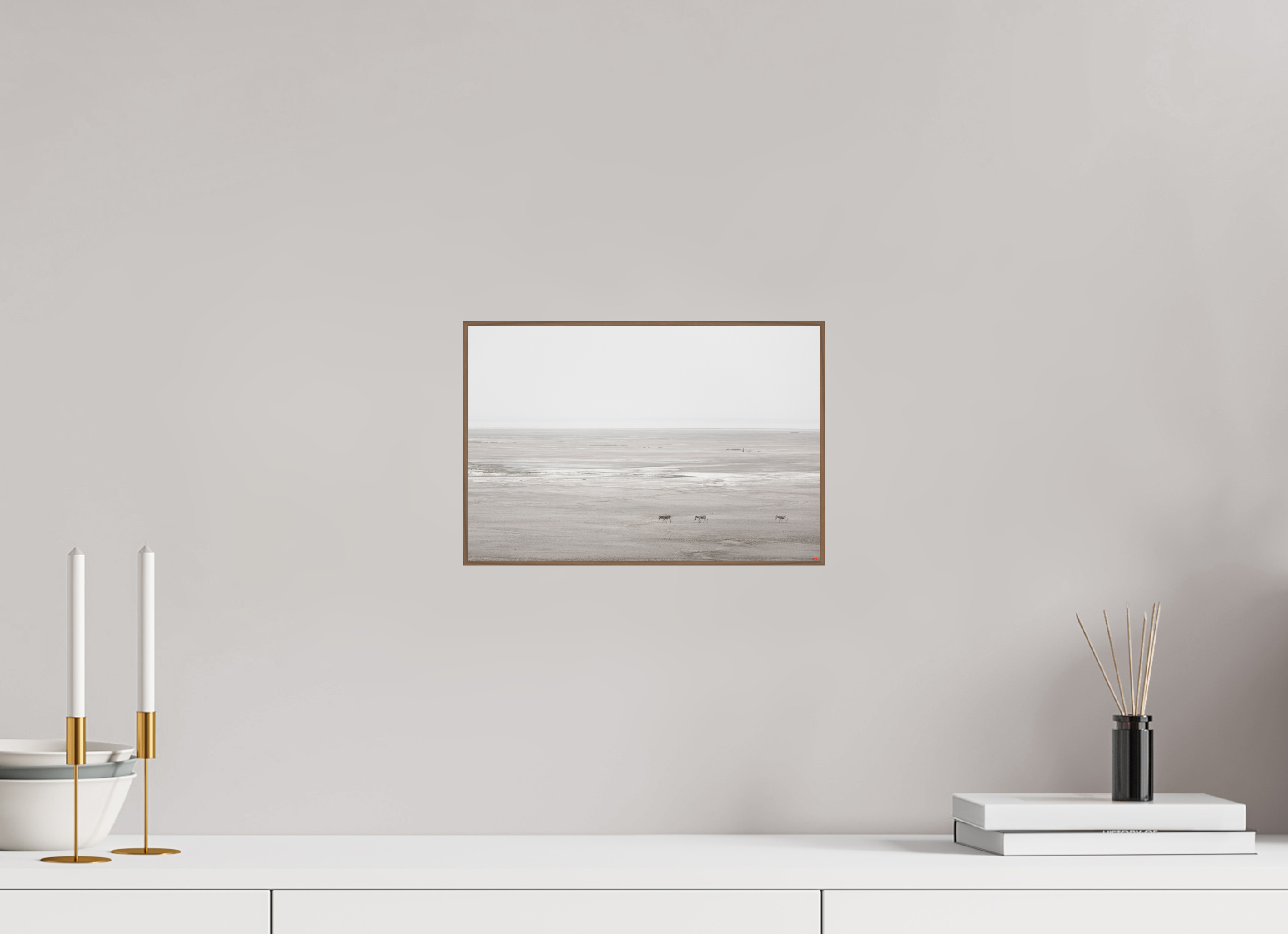 30 x 20 cm, Foto in ArtBox aus Massivholz Nussbaum RED³ PH Danai I