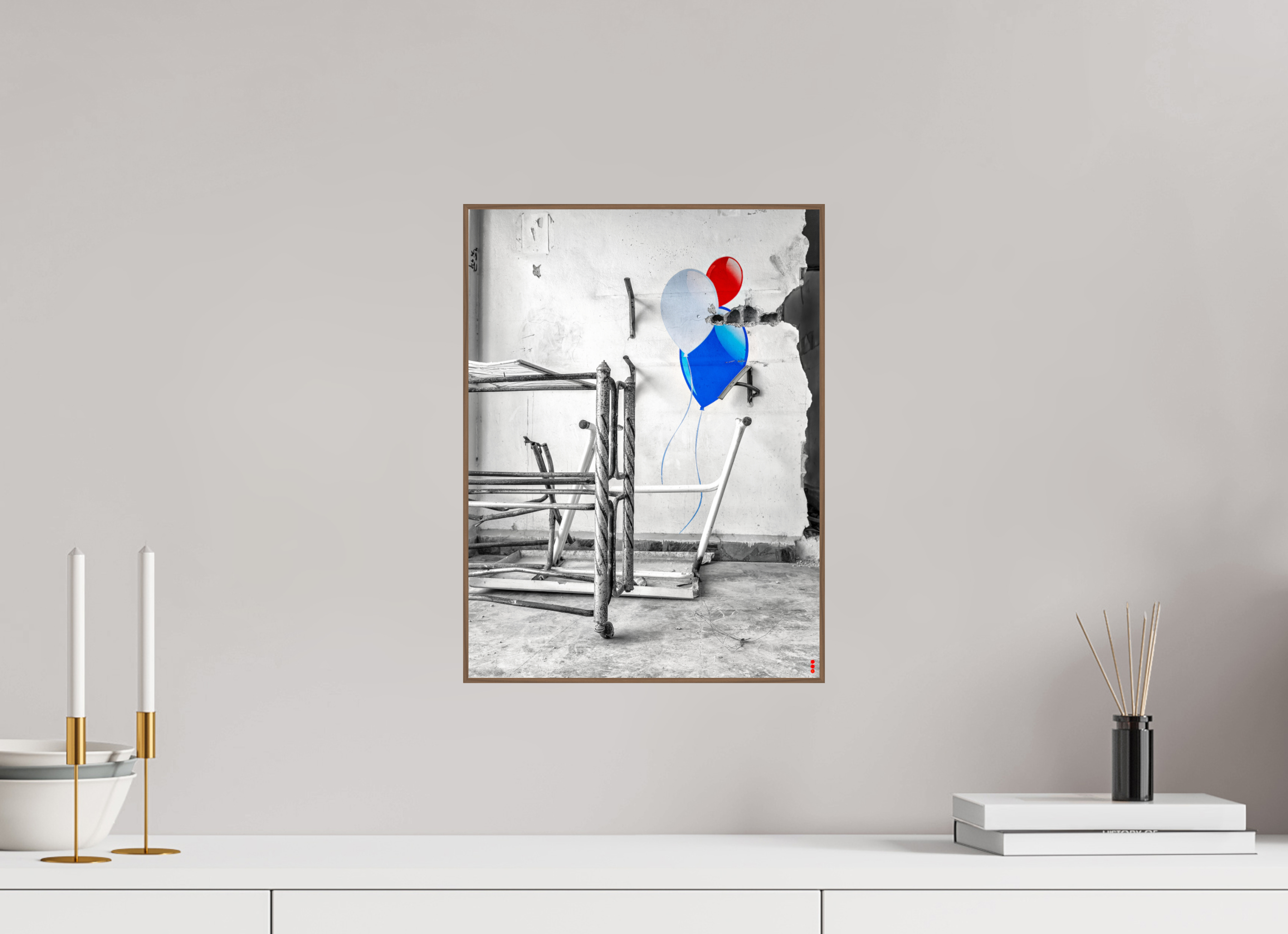 30 x 40 cm, Foto in ArtBox aus Massivholz Nussbaum RED³ SCSI Mursal III