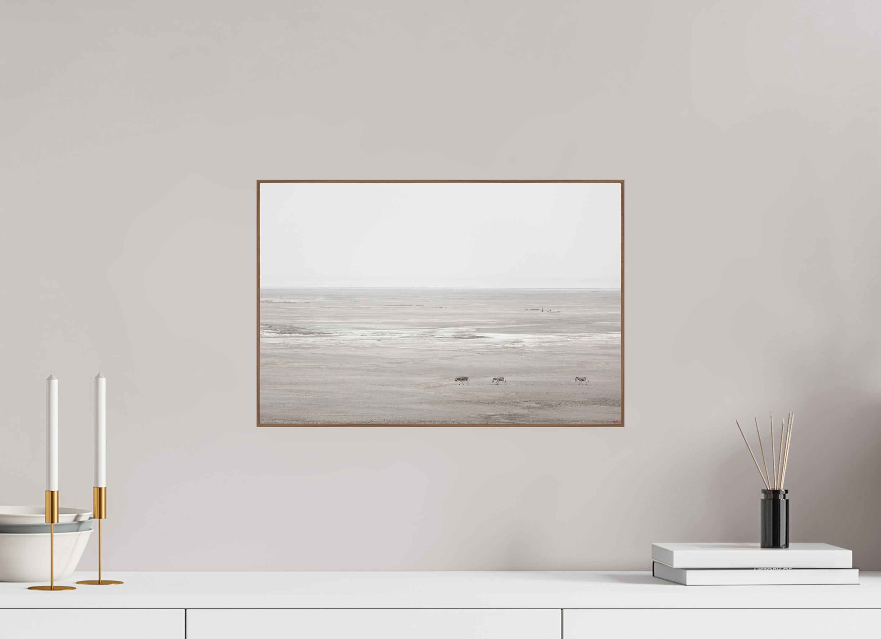 45 x 30 cm, Foto in ArtBox aus Massivholz Nussbaum RED³ PH Danai I