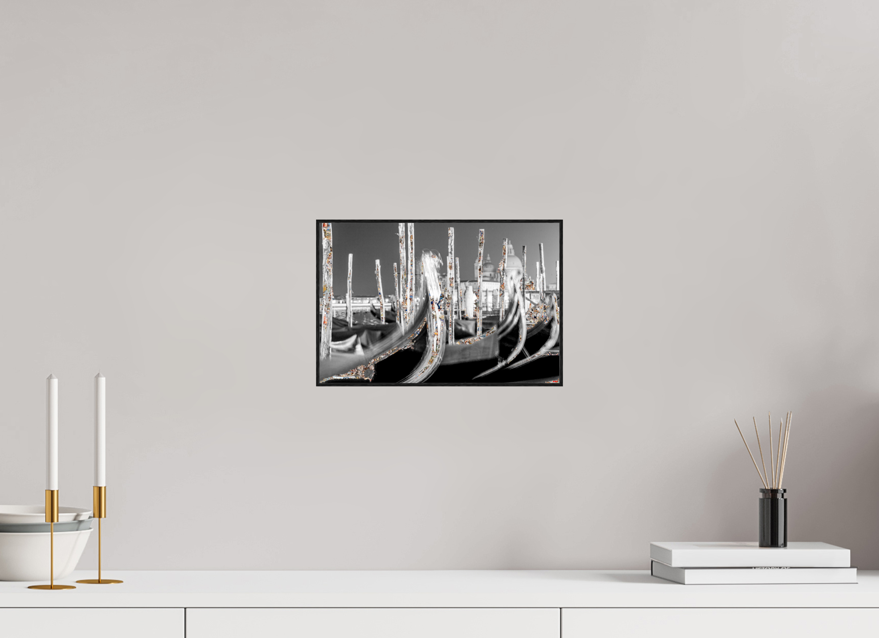30 x 20 cm, Foto in ArtBox aus Massivholz Eiche schwarz RED³ HP Alina I