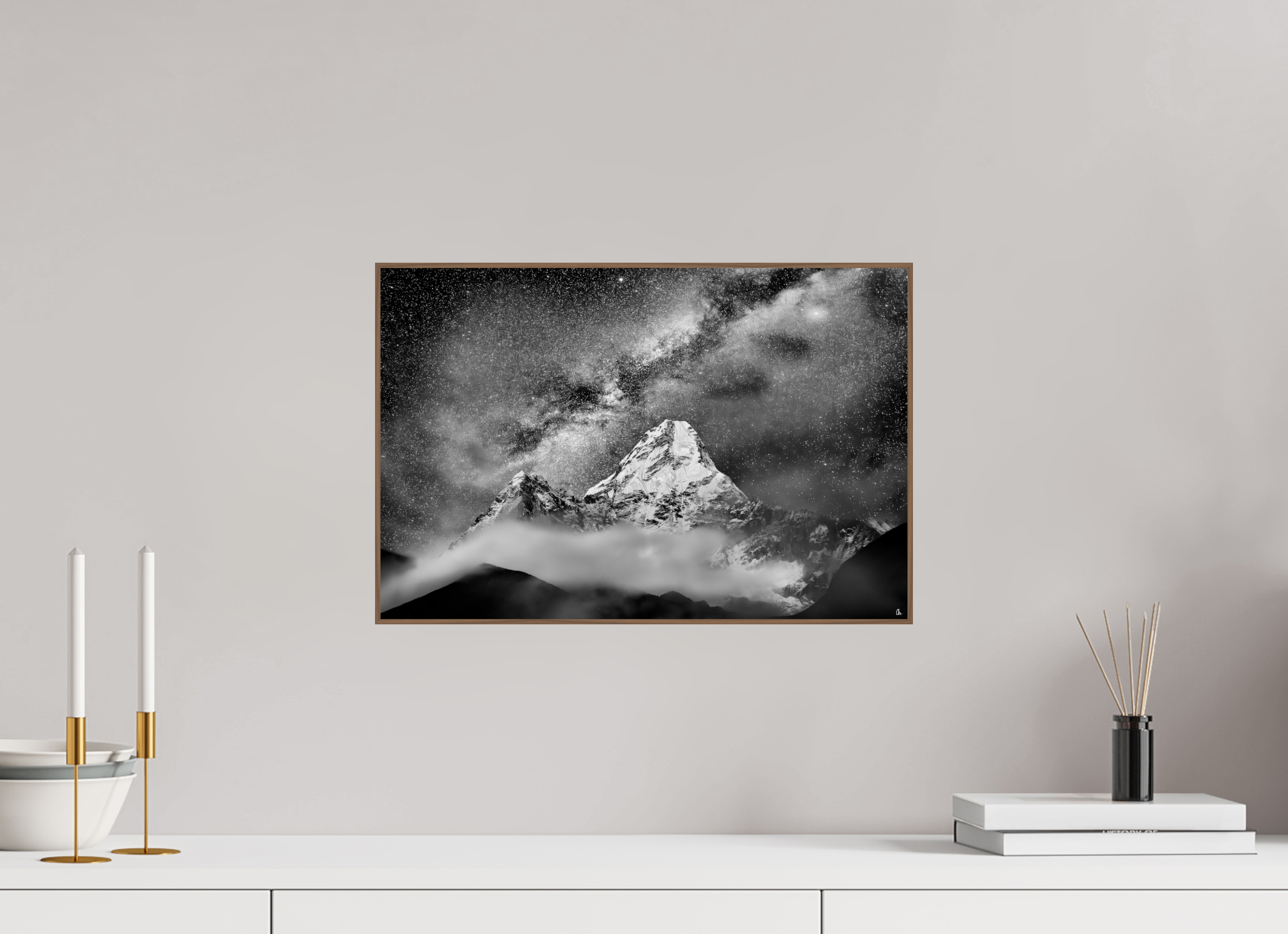 45 x 30 cm, Foto in ArtBox aus Massivholz Nussbaum RED³ Sherab I