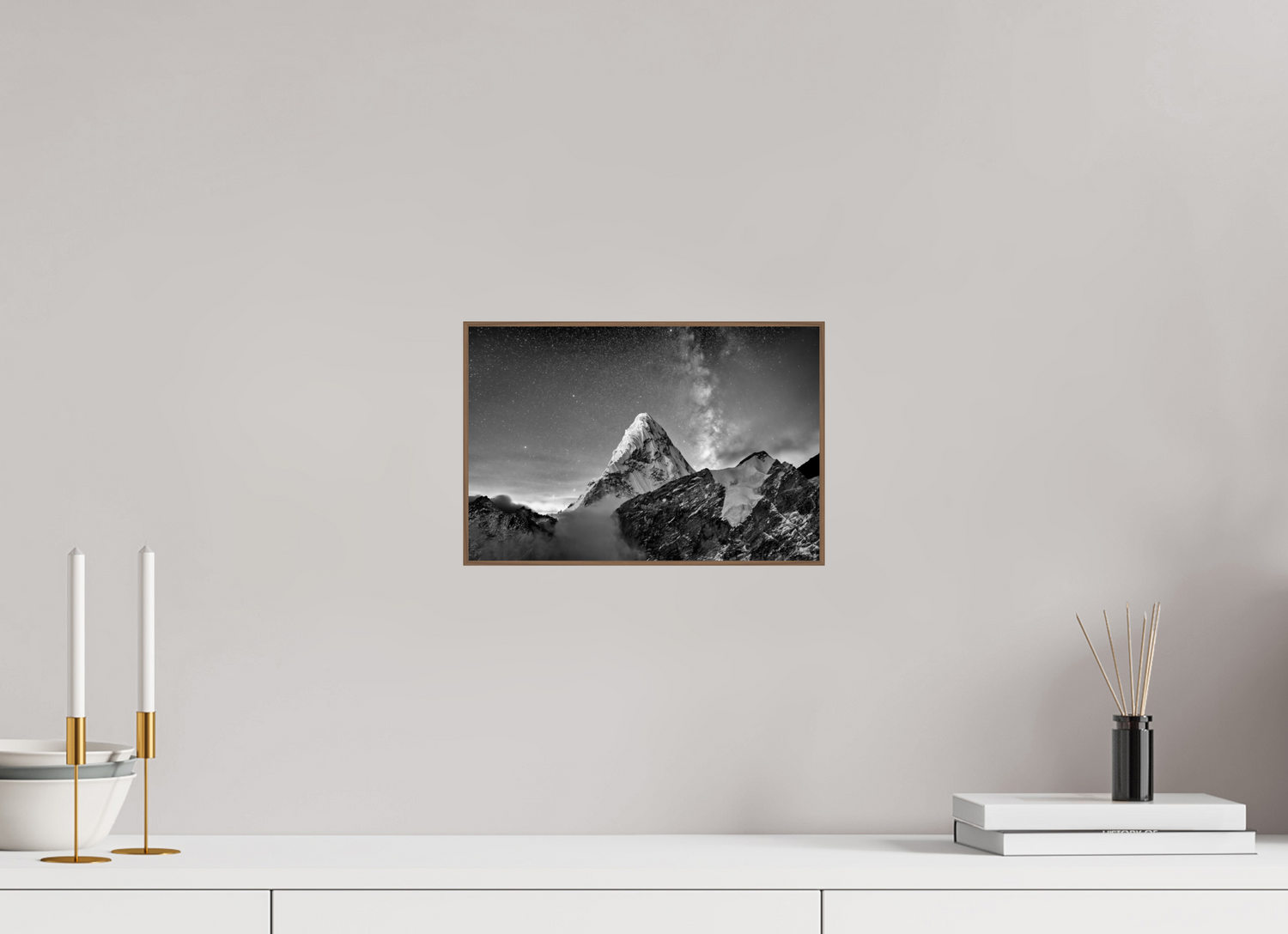 30 x 20 cm, Foto in ArtBox aus Massivholz Nussbaum RED³ PH Sujata I