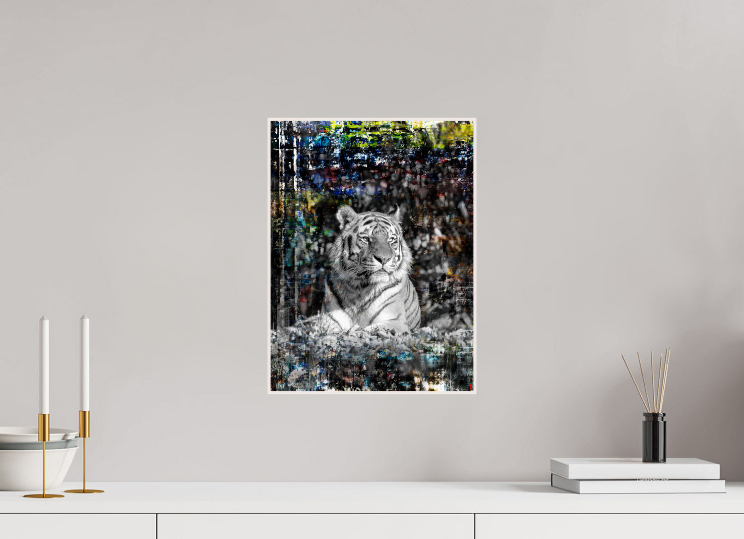 30 x 40 cm, Foto in ArtBox aus Massivholz Ahorn weiß RED³ WC Lubaya III