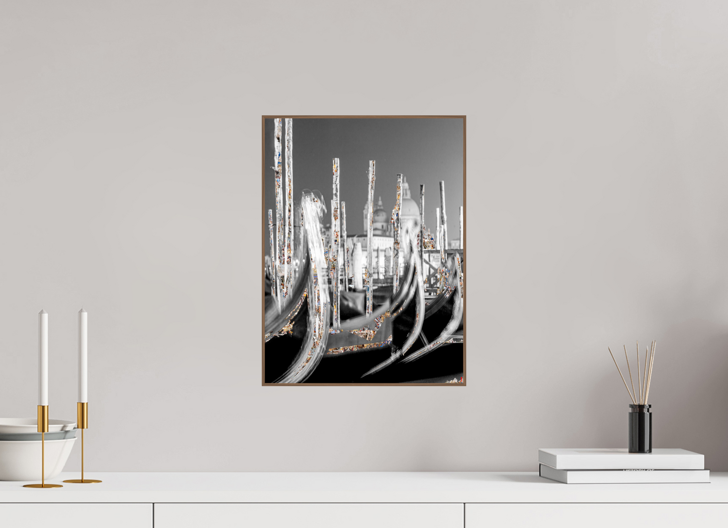 30 x 40 cm, Foto in ArtBox aus Massivholz Nussbaum RED³ HP Alina III