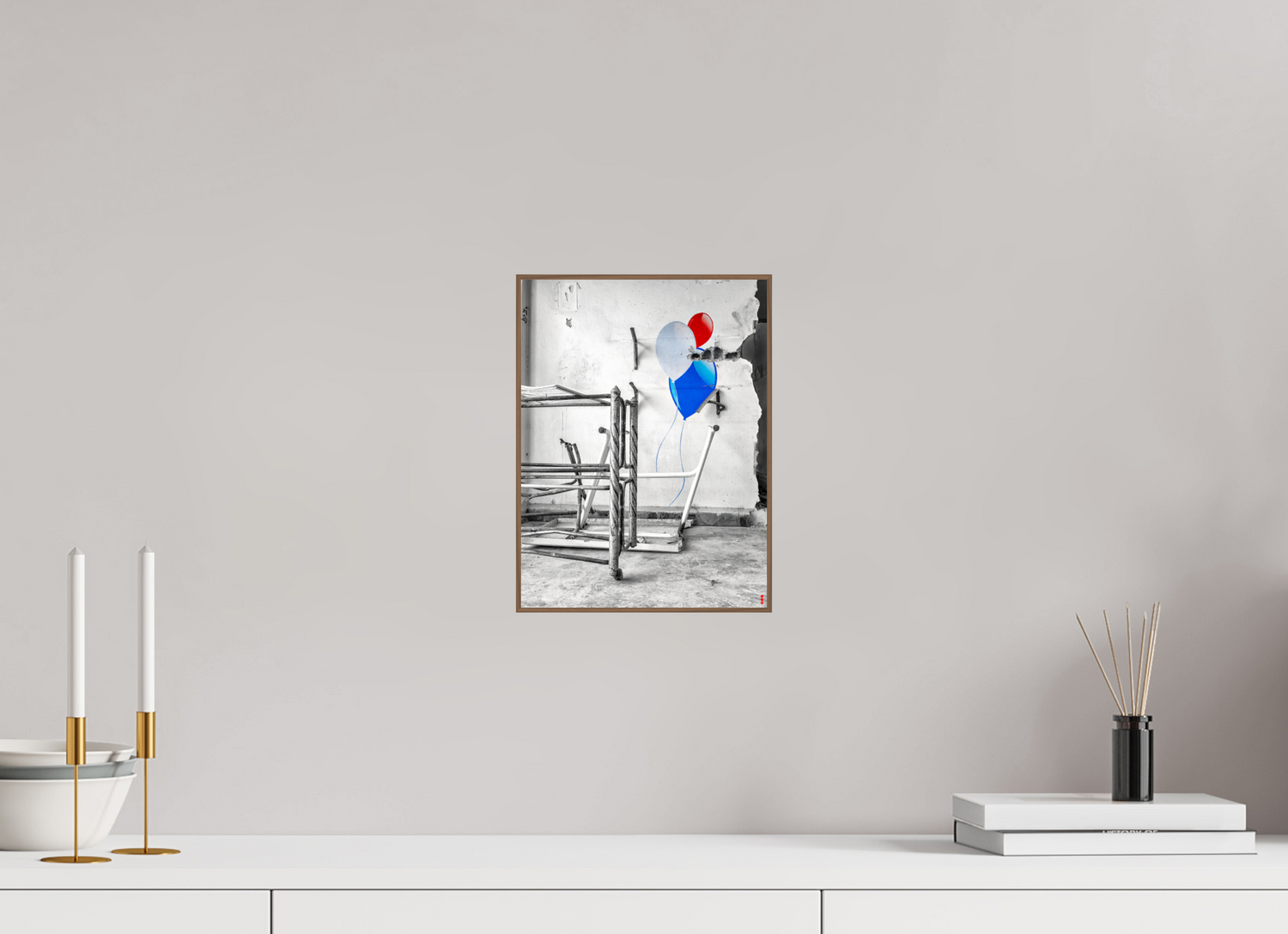 21 x 28 cm, Foto in ArtBox aus Massivholz Nussbaum RED³ SCSI Mursal III