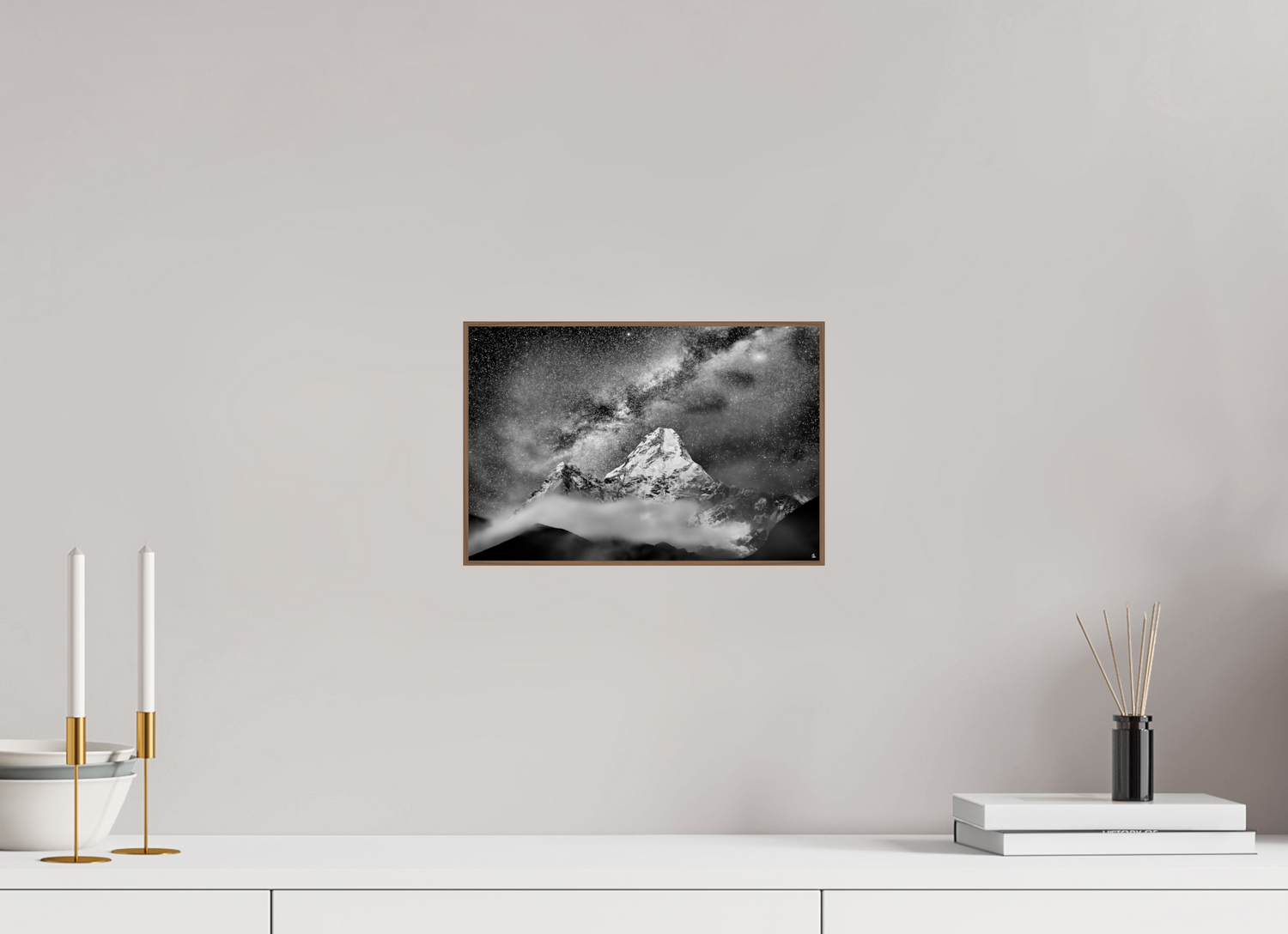 30 x 20 cm, Foto in ArtBox aus Massivholz Nussbaum RED³ Sherab I
