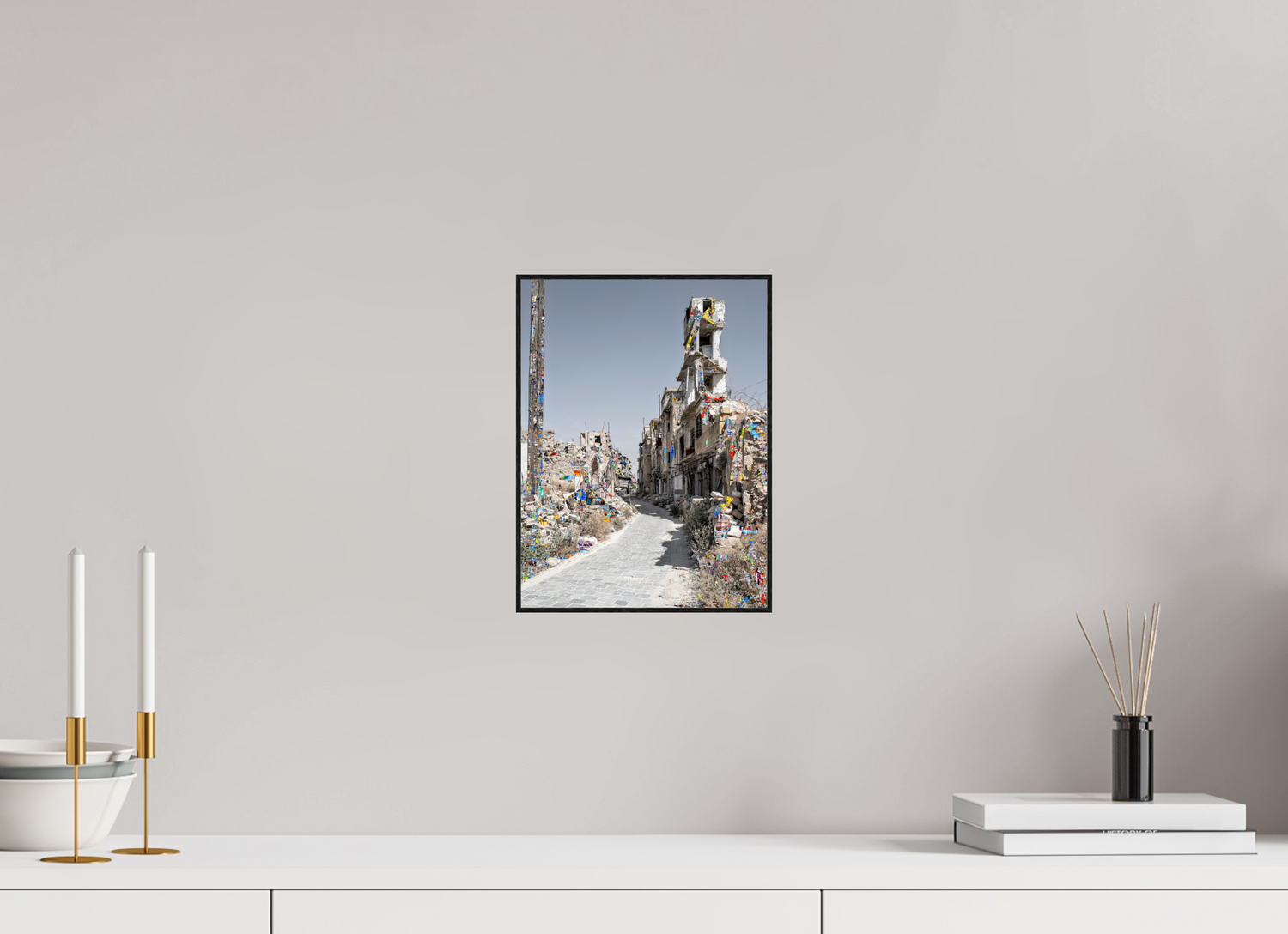 21 x 28 cm, Foto in ArtBox aus Massivholz Eiche schwarz RED³ SCSI Madiha III