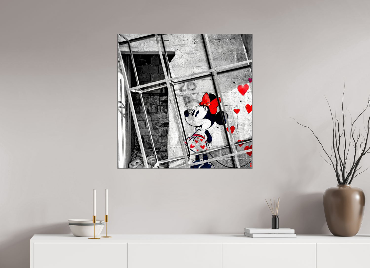 80 x 80 cm, Slimline Einfassung schwarz unter 2mm Acrylglas FA SCSI Madiar II