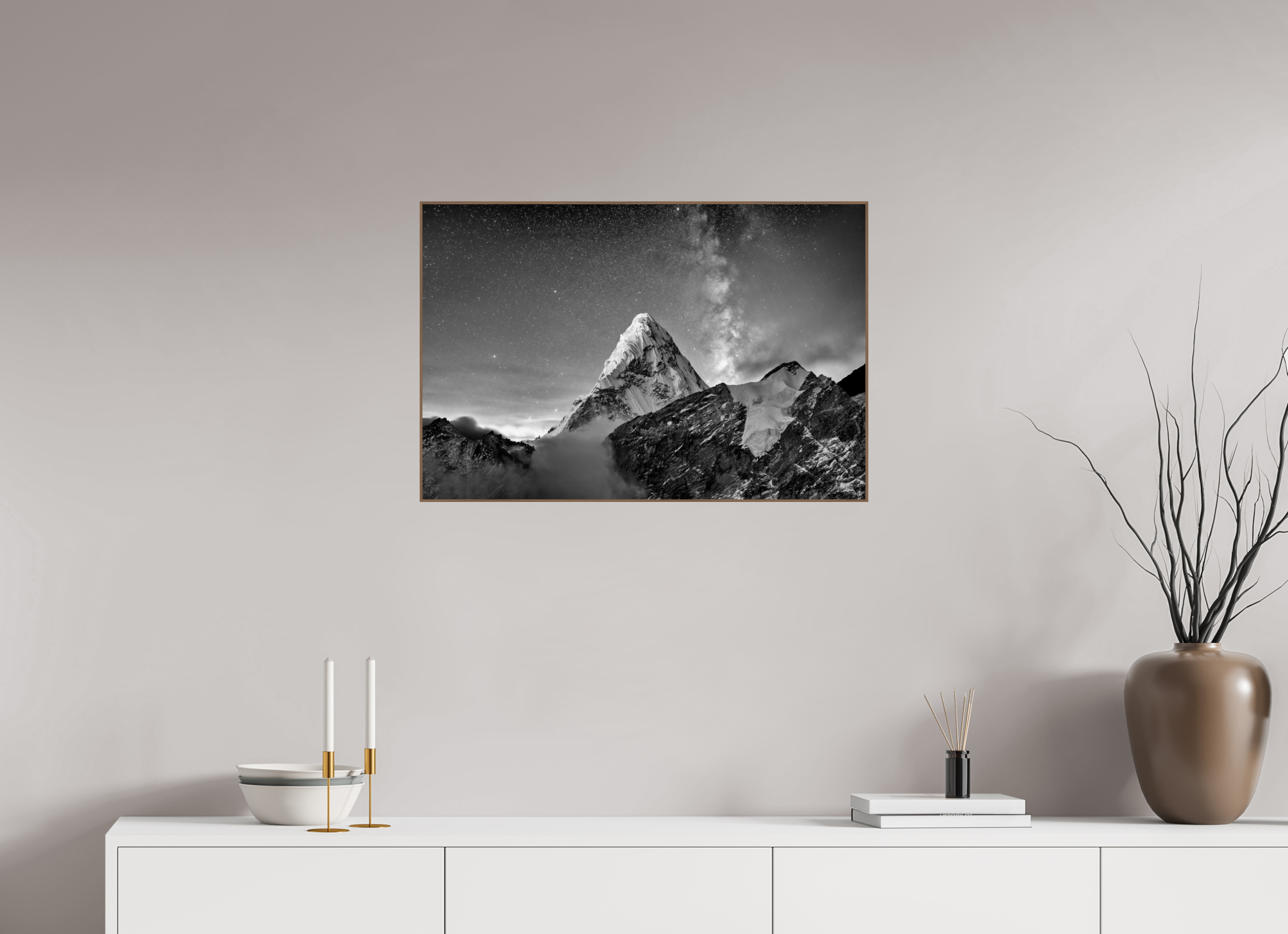 75 x 50 cm, Foto in ArtBox aus Massivholz Nussbaum RED³ PH Sujata I