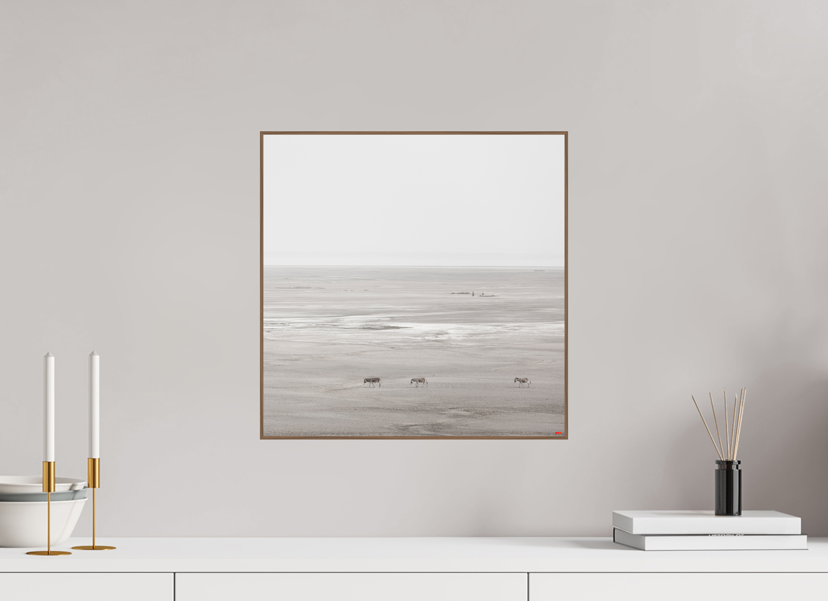 40 x 40 cm, Foto in ArtBox aus Massivholz Nussbaum RED³ PH Danai II