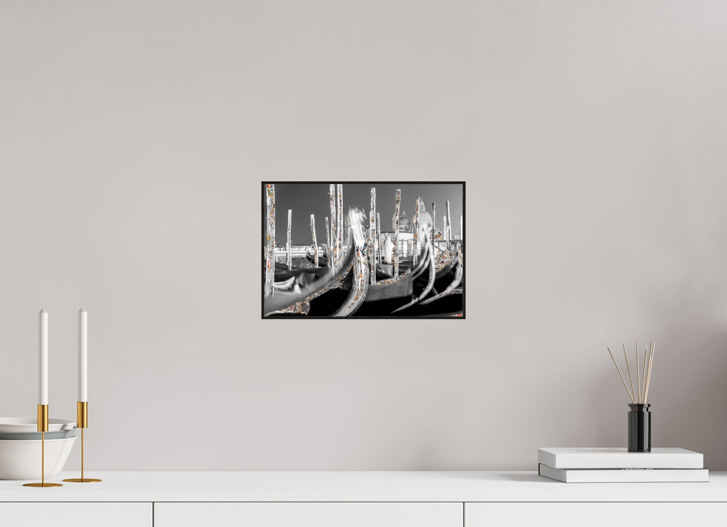30 x 20 cm, Foto in ArtBox aus Massivholz Eiche schwarz RED³ HP Alina I